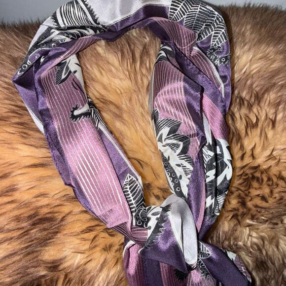 Vintage Oscar de la Renta Silk Oblong Scarf | Purple Black Paisley Stripe | Made - Picture 16 of 16